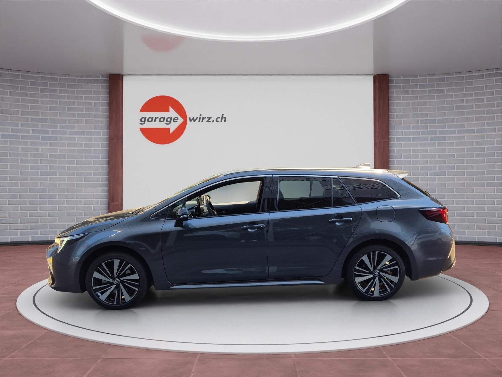 TOYOTA Corolla Touring Sports 2.0 HSD Trend inkl. Winterräder und , Voll-Hybrid Benzin/Elektro, Occasion / Gebraucht, Automatik - 2