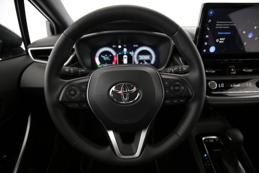 TOYOTA Corolla Touring Sports 2.0 HSD Trend, Voll-Hybrid Benzin/Elektro, Occasion / Gebraucht, Automatik - 6