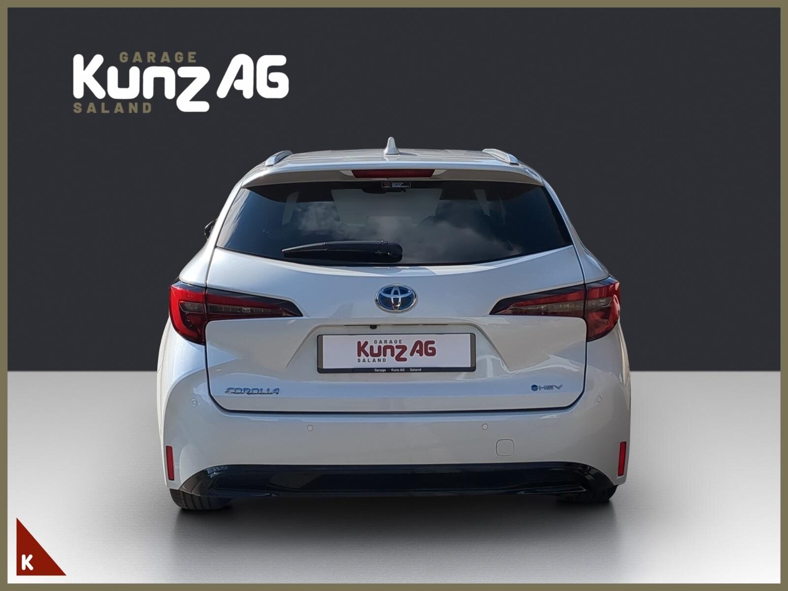 TOYOTA Corolla Touring Sports 2.0 HSD Swiss Edition, Full-Hybrid Petrol/Electric, Second hand / Used, Automatic - 5