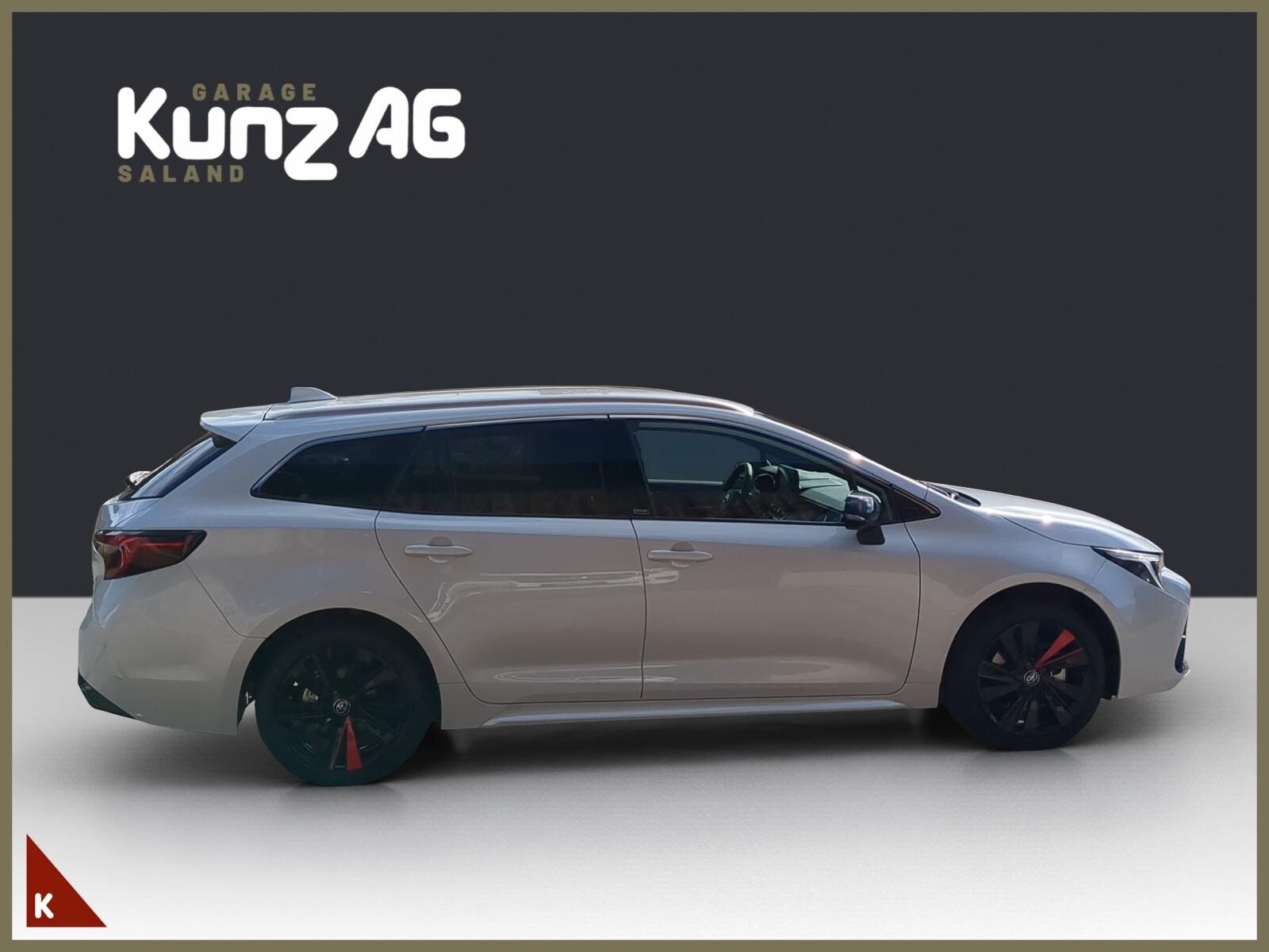 TOYOTA Corolla Touring Sports 2.0 HSD Swiss Edition, Full-Hybrid Petrol/Electric, Second hand / Used, Automatic - 7