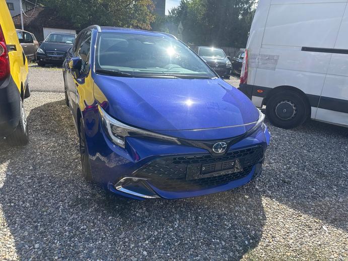 TOYOTA Corolla Touring Sports 2.0 HSD Trend e-CVT, Full-Hybrid Petrol/Electric, Second hand / Used, Automatic