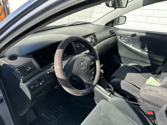 TOYOTA Corolla 1.6 Linea Sol, Essence, Occasion / Utilisé, Manuelle - 6