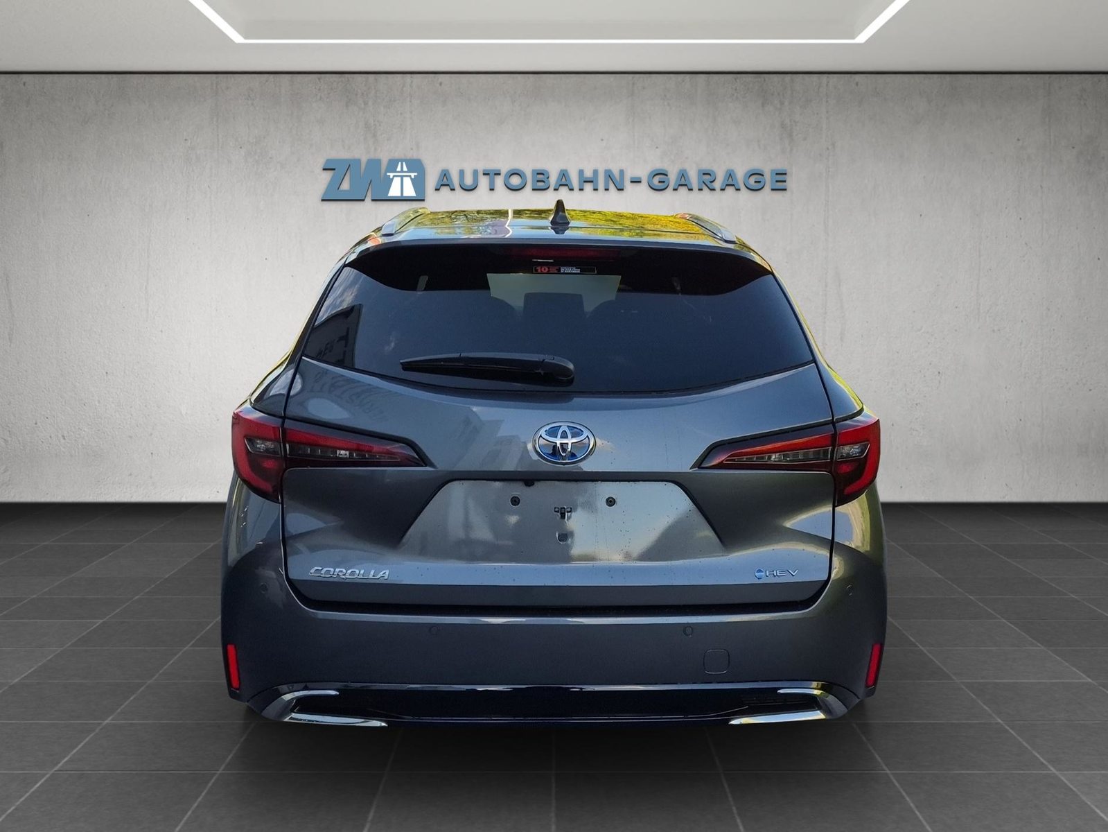 TOYOTA Corolla Touring Sports 2.0 HSD Trend, Hybride Integrale Benzina/Elettrica, Auto dimostrativa, Automatico - 4