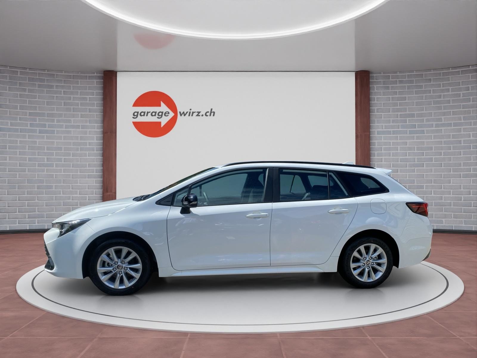 TOYOTA Corolla Touring Sports 1.8 HSD Comfort, Full-Hybrid Petrol/Electric, Ex-demonstrator, Automatic - 2