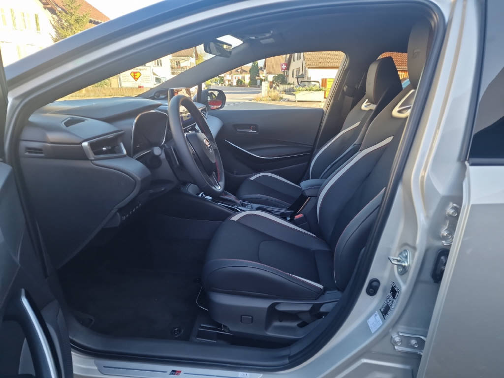 TOYOTA Corolla 2.0 HSD GR Sport, Voll-Hybrid Benzin/Elektro, Neuwagen, Automatik - 4