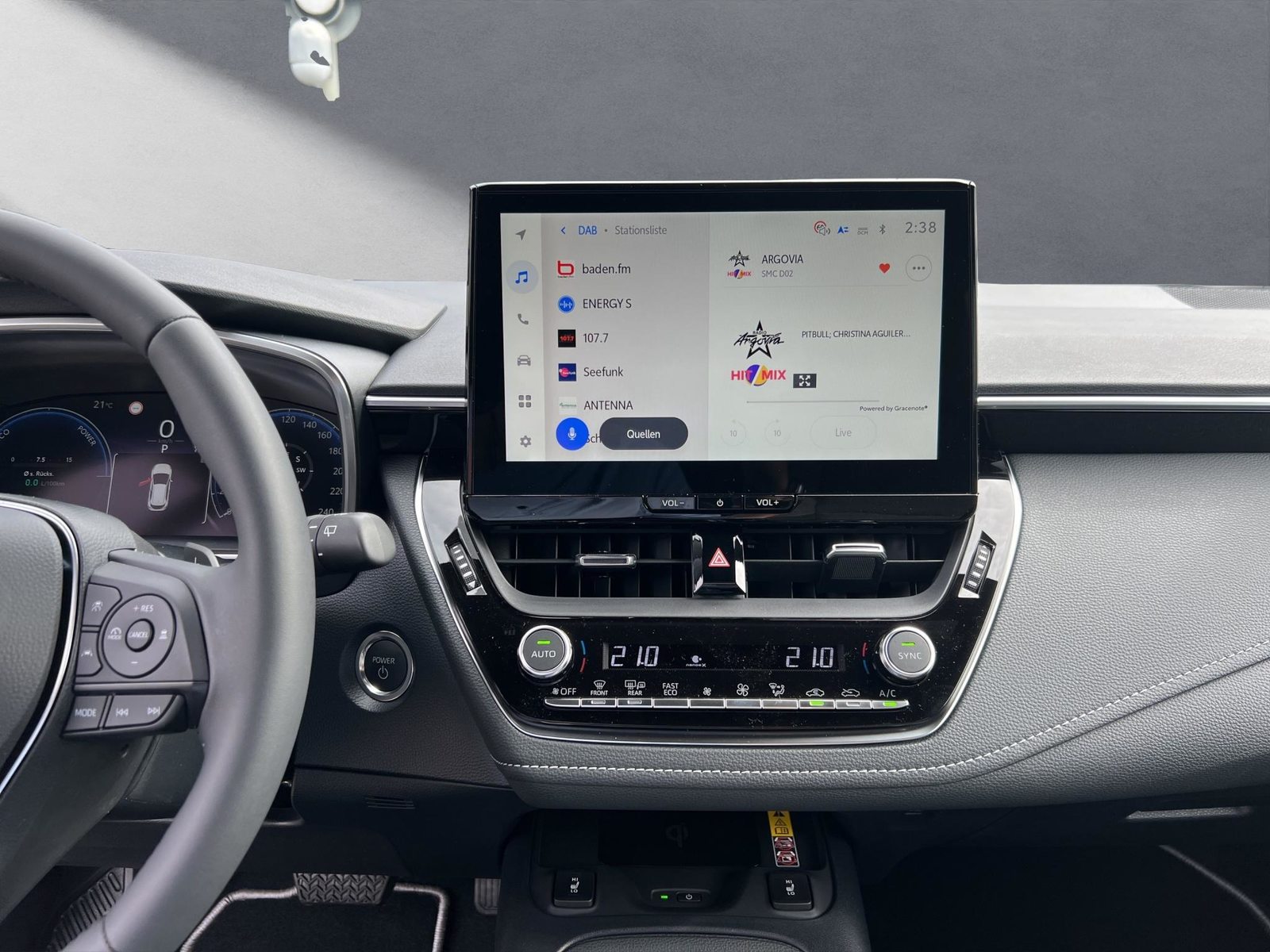 TOYOTA Corolla 2.0 HSD Trend, Hybride Intégral Essence/Électricité, Voiture nouvelle, Automatique - 6