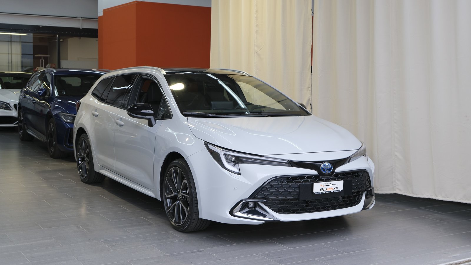 TOYOTA Corolla 2.0 HSD Premiumt e- CVT, Voll-Hybrid Benzin/Elektro, Neuwagen, Automat - 2