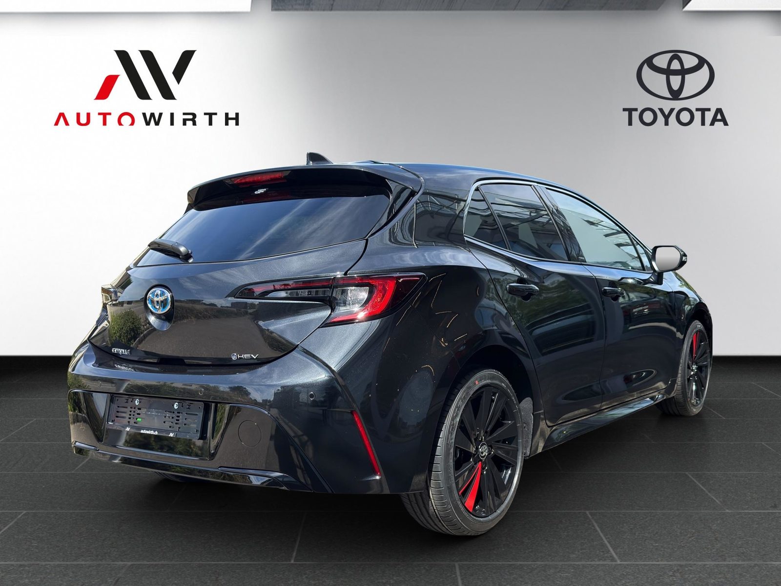 TOYOTA Corolla 1.8 HSD Swiss Edition, Full-Hybrid Petrol/Electric, New car, Automatic - 4