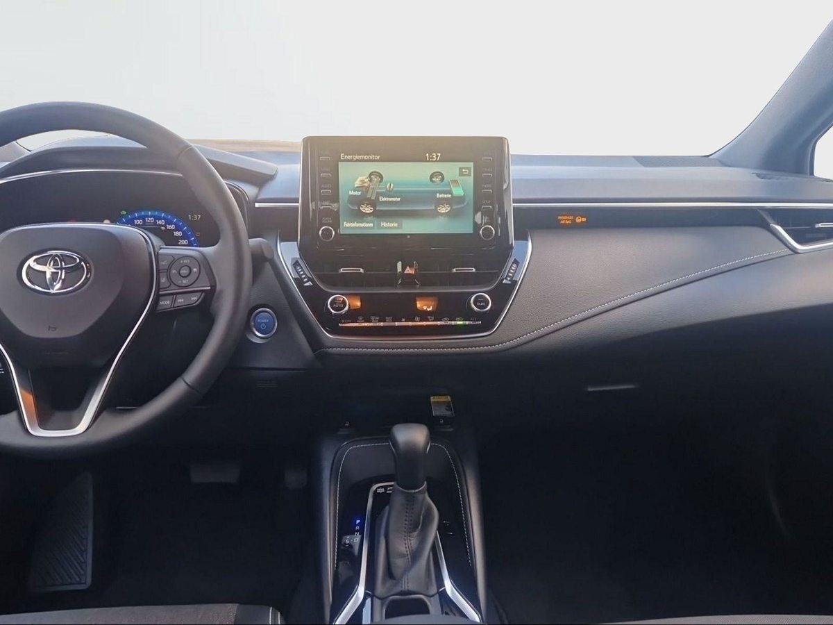 TOYOTA Corolla 2.0 HSD Trend, Voll-Hybrid Benzin/Elektro, Occasion / Gebraucht, Automatik - 7