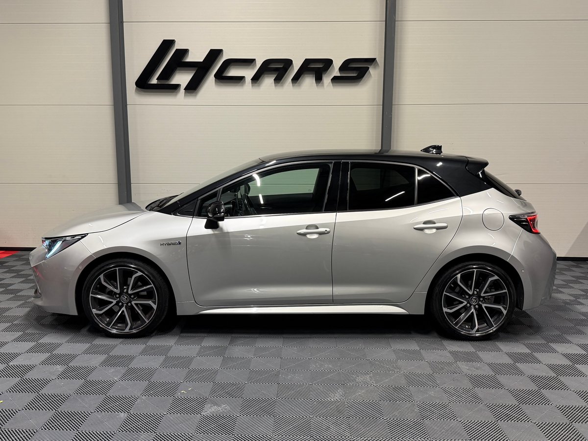 TOYOTA Corolla 2.0 HSD Style, Full-Hybrid Petrol/Electric, Second hand / Used, Automatic - 2