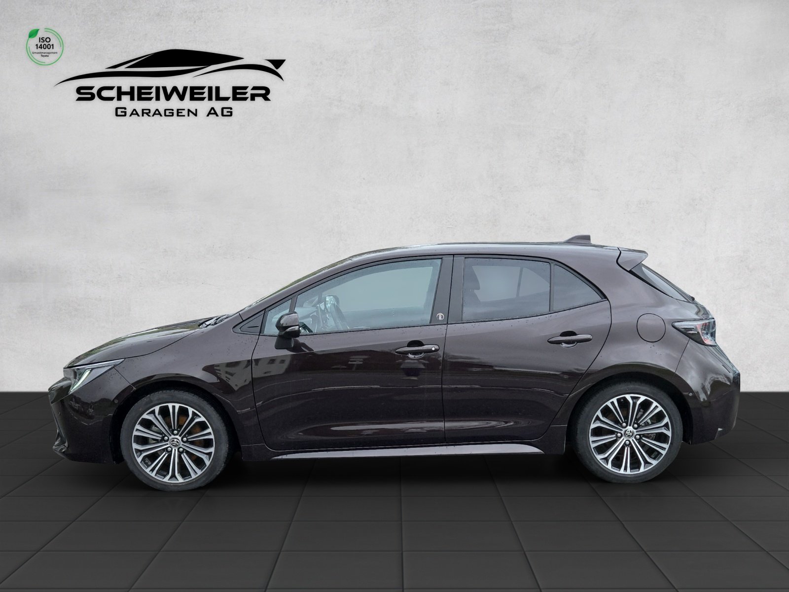 TOYOTA Corolla 2.0 HSD Premium, Essence, Occasion / Utilisé, Automatique - 2
