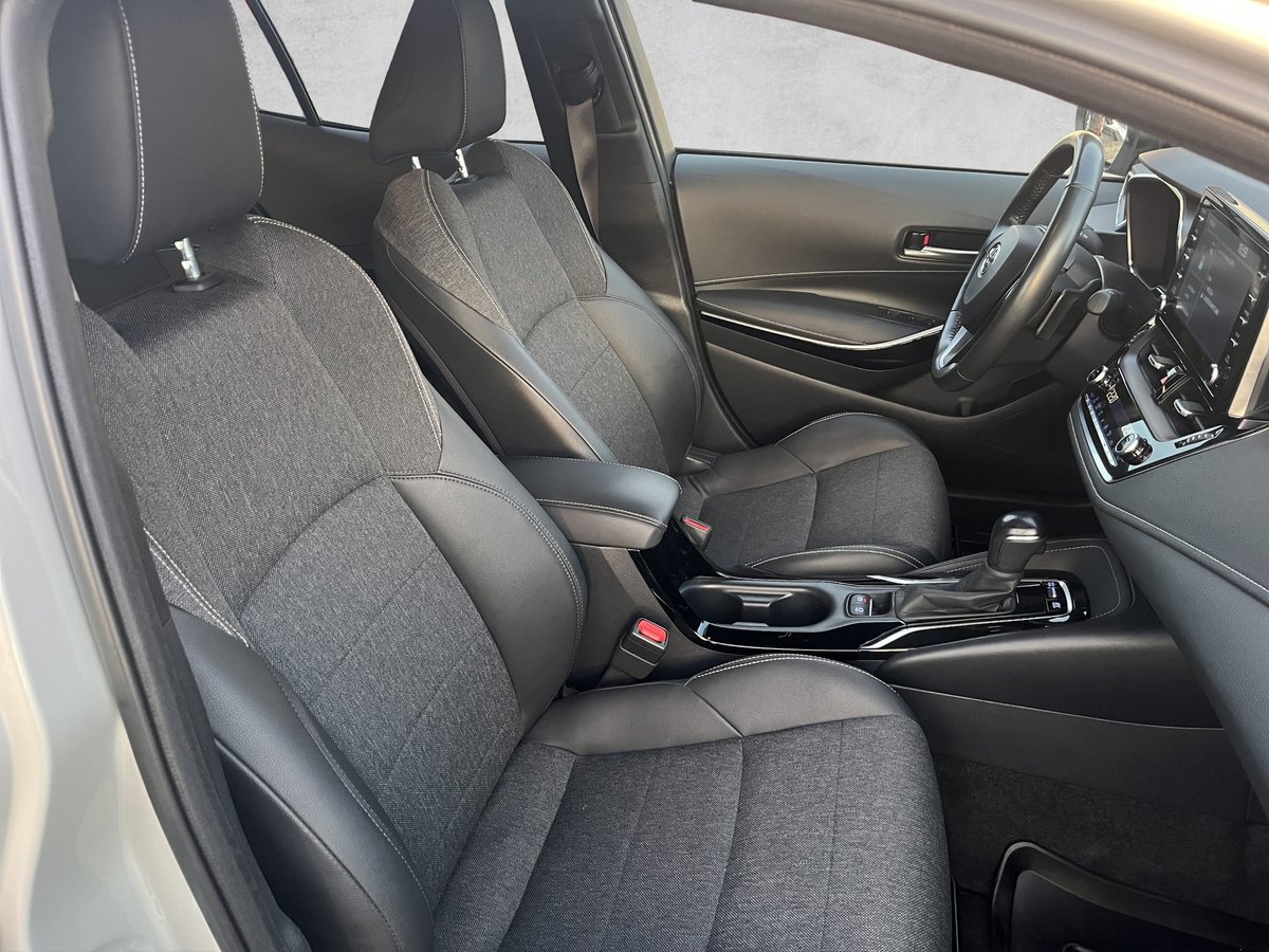 TOYOTA Corolla 2.0 HSD Trend e-CVT, Voll-Hybrid Benzin/Elektro, Occasion / Gebraucht, Automat - 7