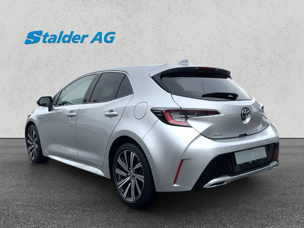 TOYOTA Corolla 2.0 HSD Trend, Full-Hybrid Petrol/Electric, Second hand / Used, Automatic - 4