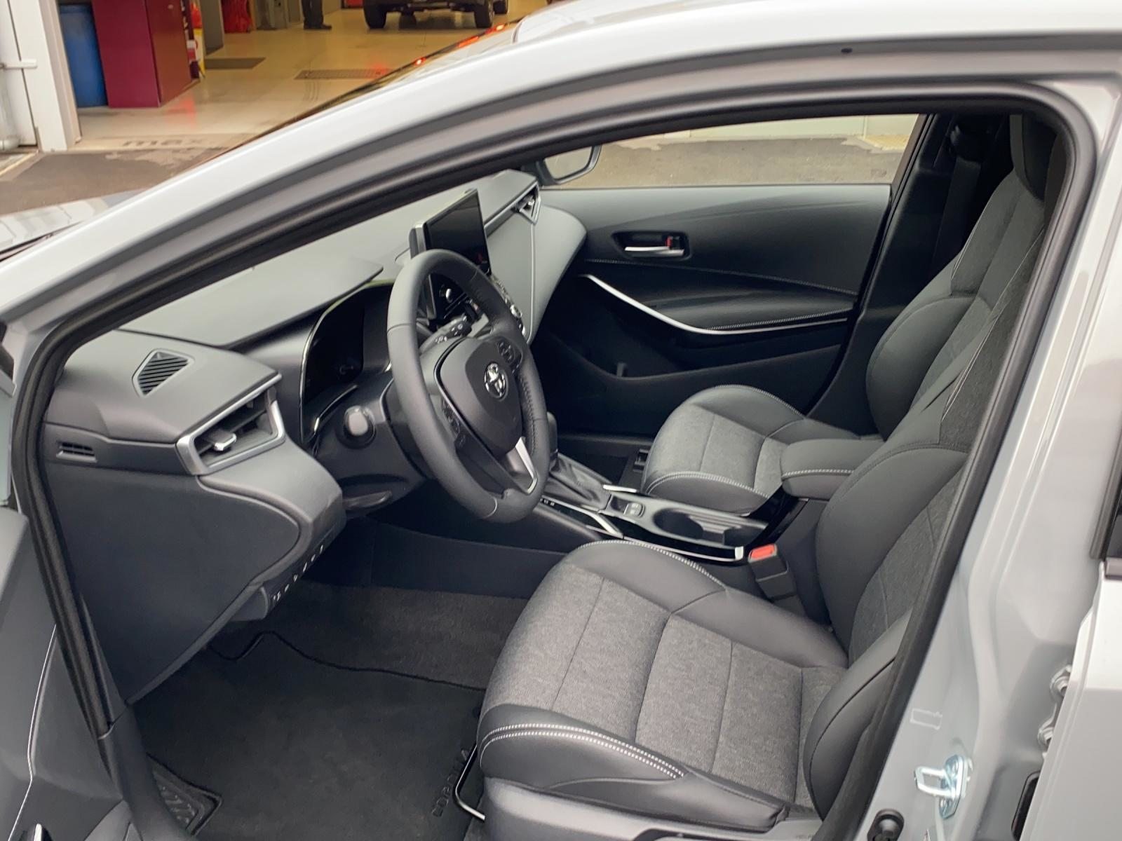 TOYOTA Corolla 1.8 HSD Trend, Voll-Hybrid Benzin/Elektro, Occasion / Gebraucht, Automatik - 5