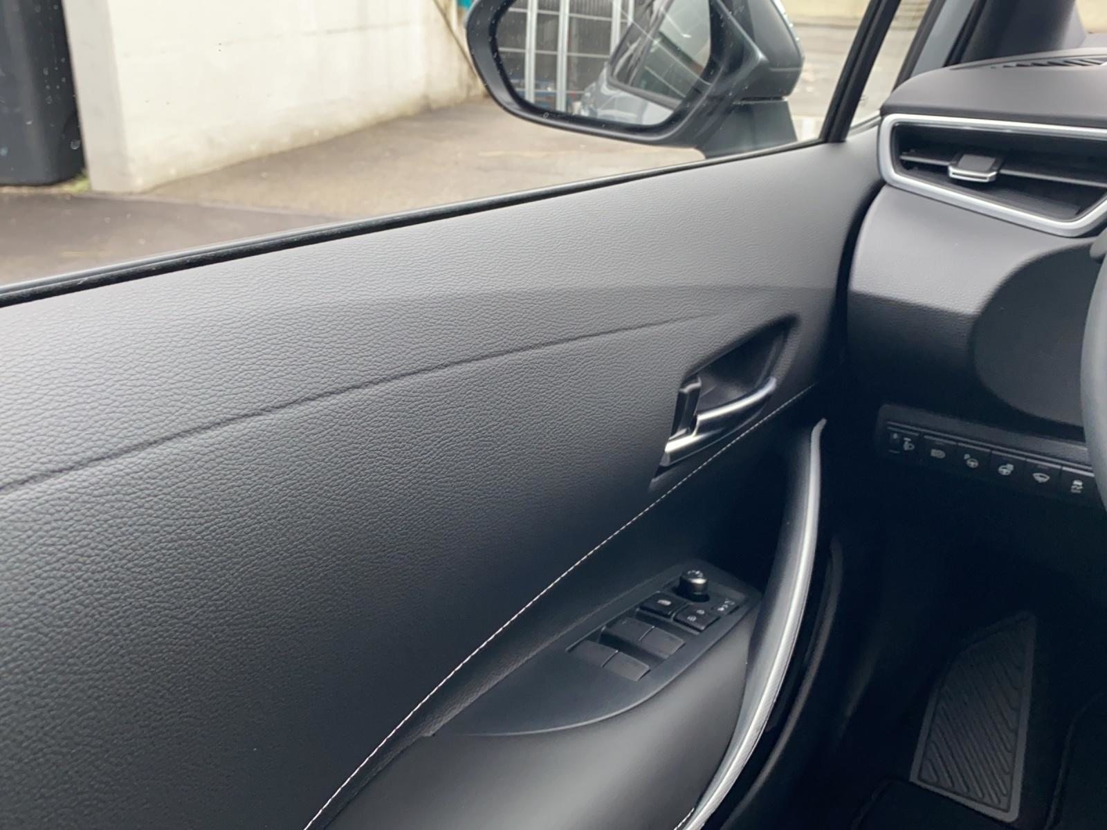 TOYOTA Corolla 1.8 HSD Trend, Voll-Hybrid Benzin/Elektro, Occasion / Gebraucht, Automatik - 6