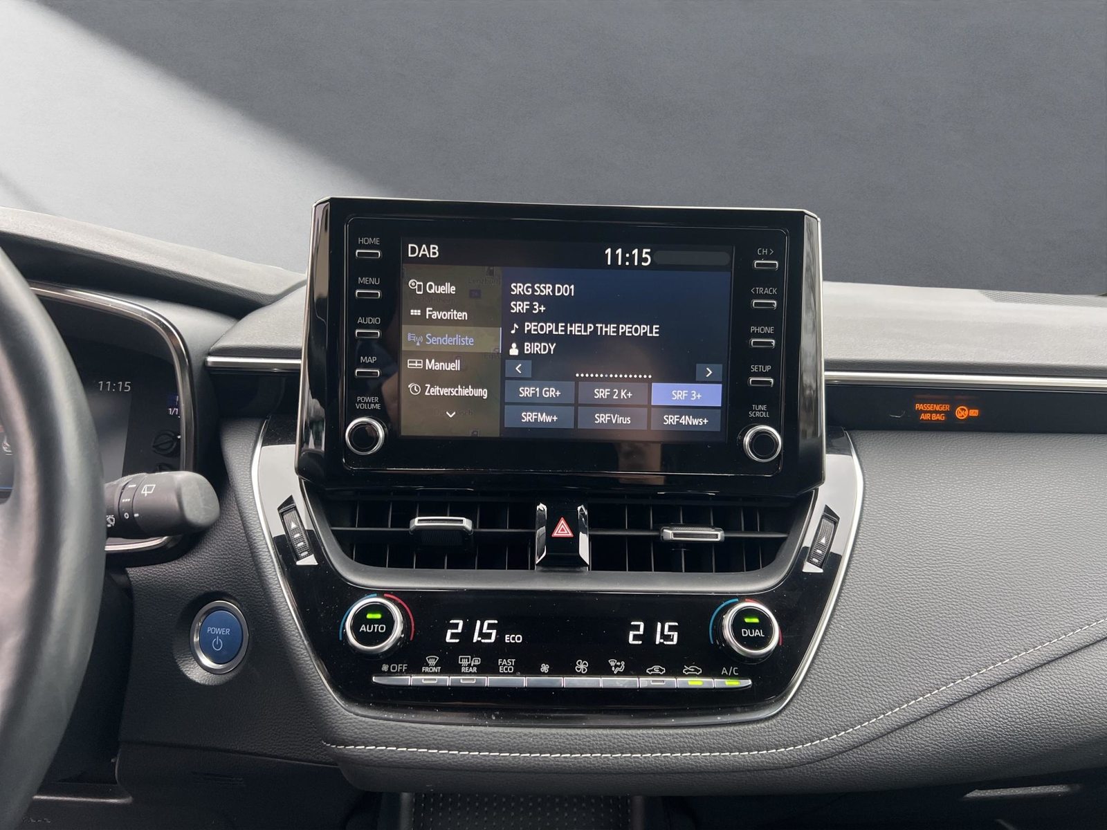 TOYOTA Corolla 1.8 HSD Comfort, Voll-Hybrid Benzin/Elektro, Occasion / Gebraucht, Automat - 6