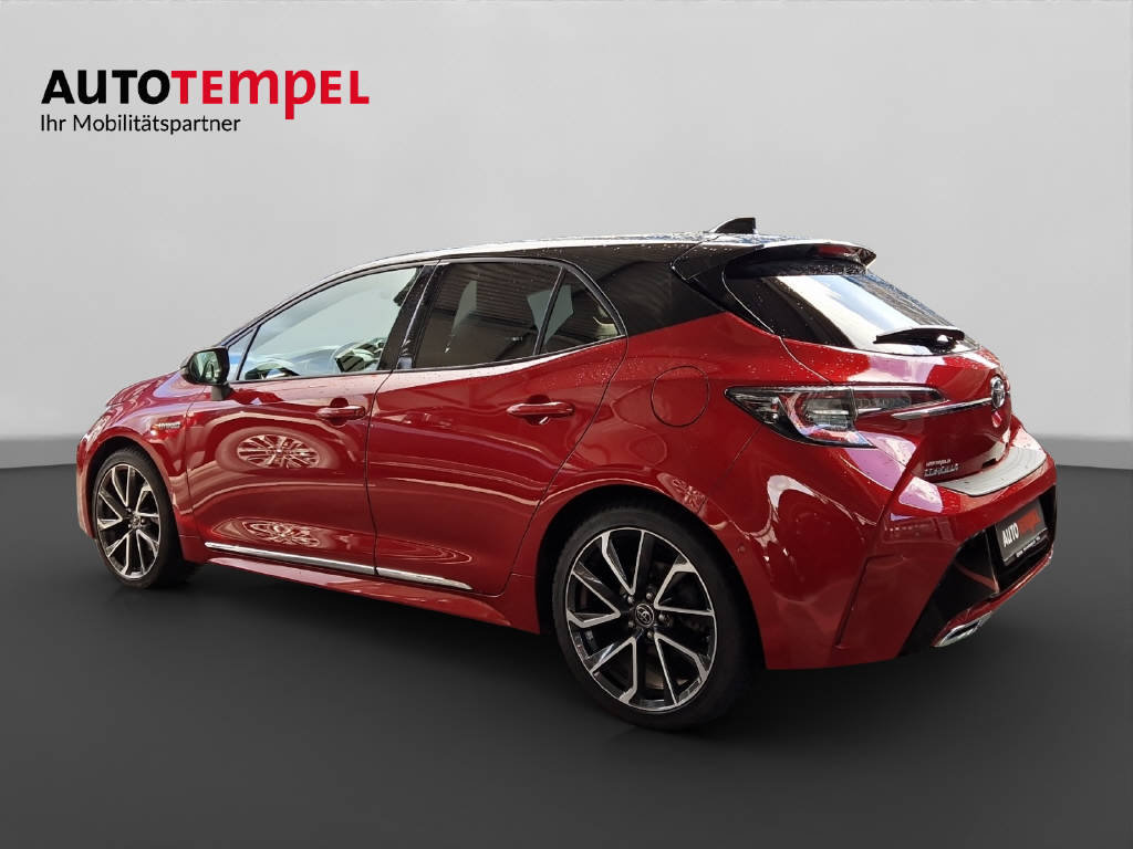 TOYOTA Corolla 2.0 HSD Style, Hybride Intégral Essence/Électricité, Occasion / Utilisé, Automatique - 3