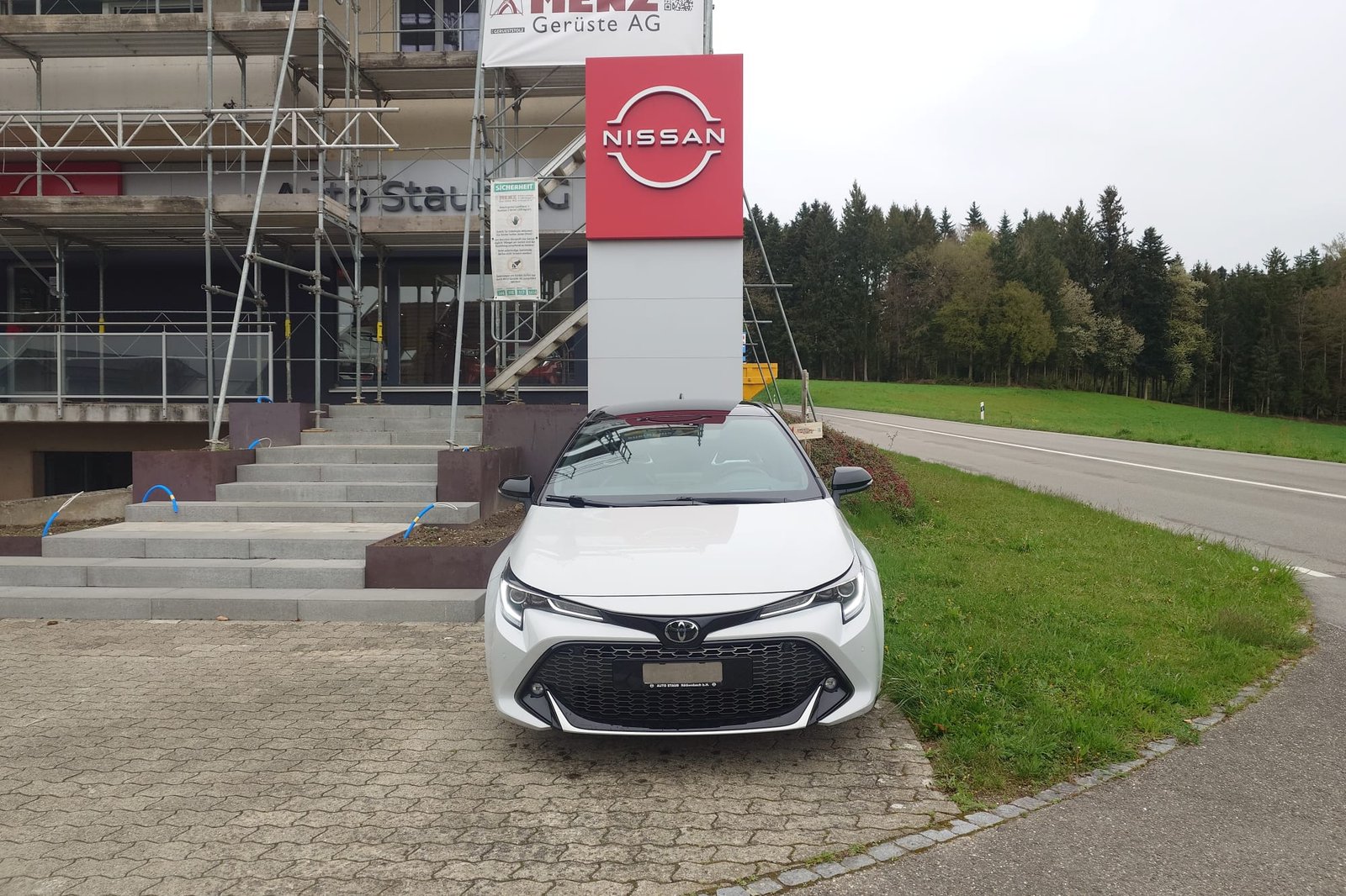 TOYOTA Corolla 2.0 HSD GR-S