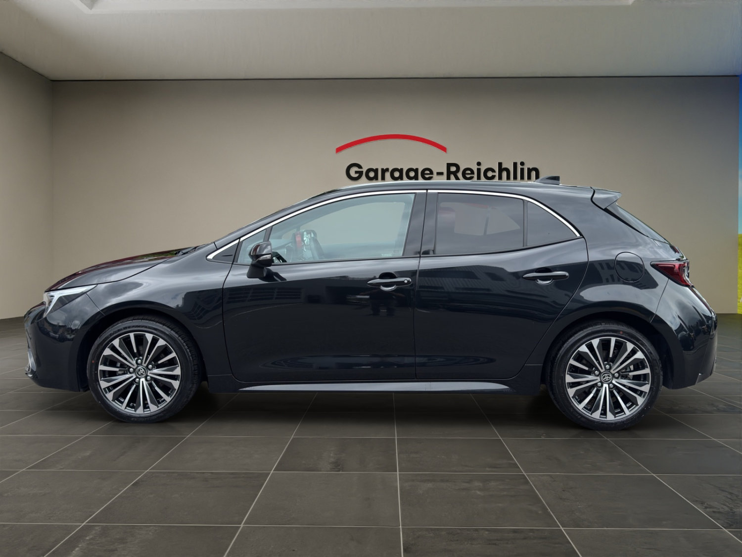 TOYOTA Corolla 1.8 HSD Trend, Voll-Hybrid Benzin/Elektro, Occasion / Gebraucht, Automatik - 2