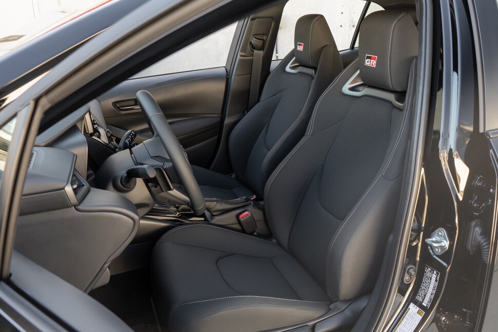 TOYOTA GR Corolla 1.6T AWD Premium Edition, Essence, Occasion / Utilisé, Automatique - 5
