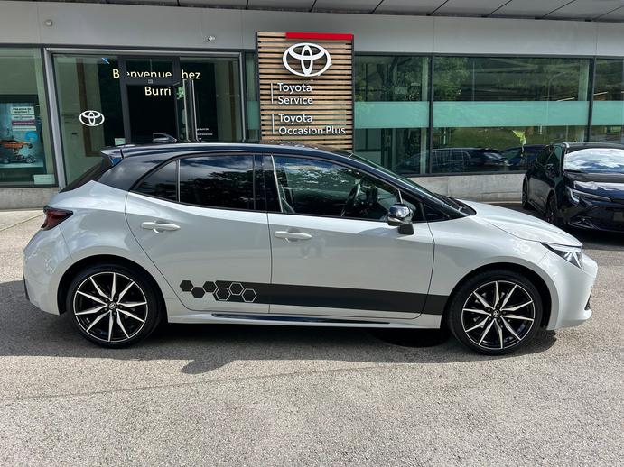 TOYOTA Corolla 2.0 HSD GR Sport e- CVT, Voll-Hybrid Benzin/Elektro, Occasion / Gebraucht, Automatik