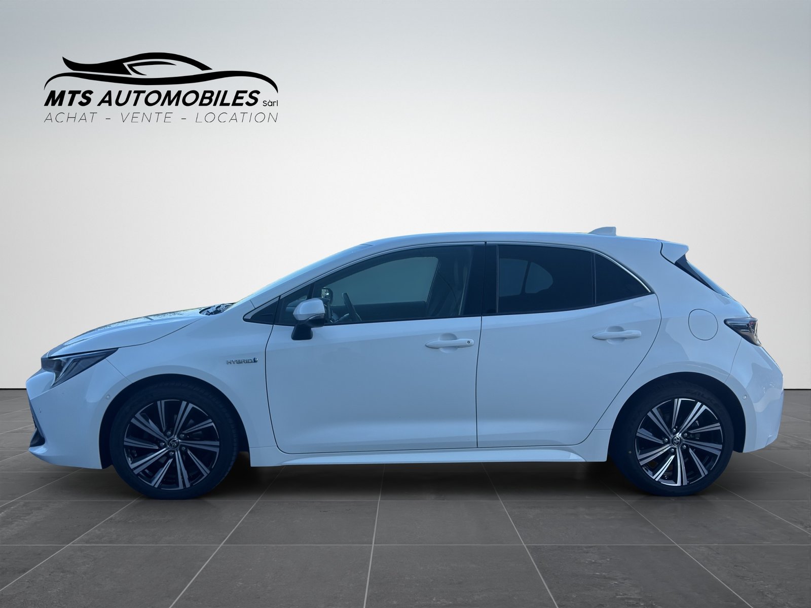 TOYOTA Corolla 1.8 HSD Trend e-CVT, Hybride Integrale Benzina/Elettrica, Occasioni / Usate, Automatico - 3