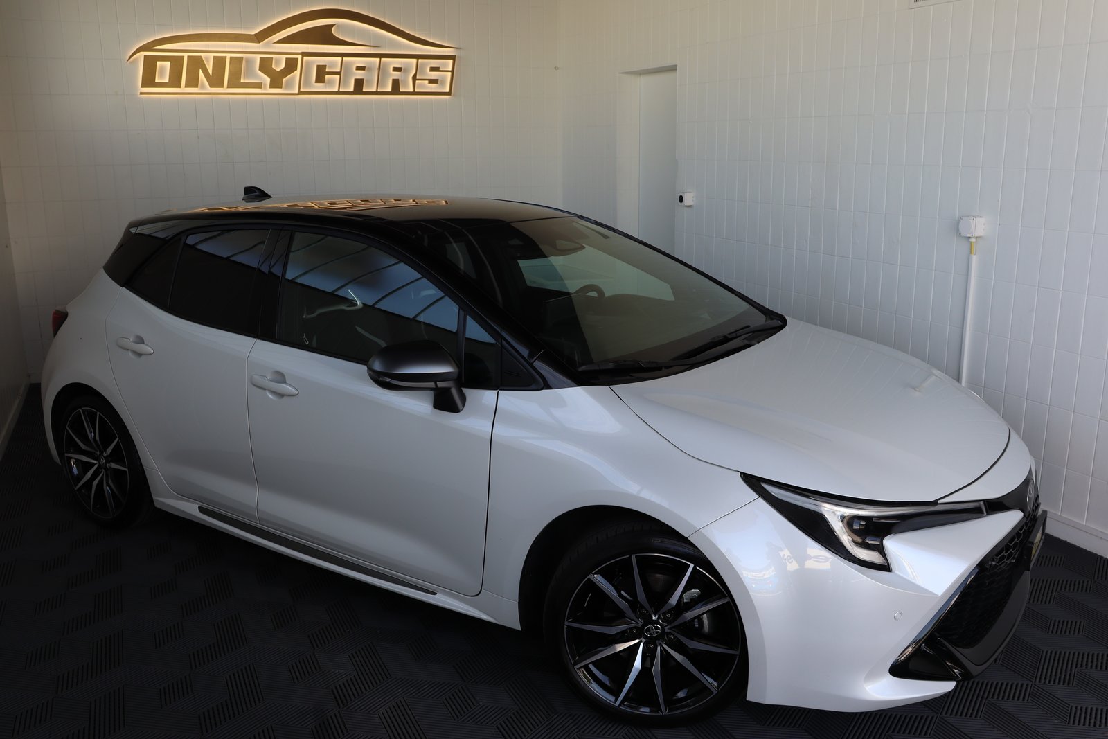 TOYOTA Corolla 2.0 HSD GR Sport e- CVT, Hybride Integrale Benzina/Elettrica, Occasioni / Usate, Automatico - 4