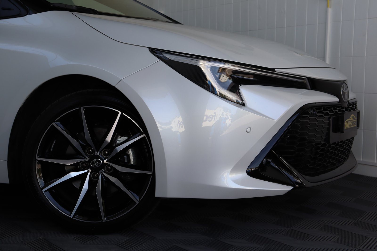 TOYOTA Corolla 2.0 HSD GR Sport e- CVT, Hybride Integrale Benzina/Elettrica, Occasioni / Usate, Automatico - 5