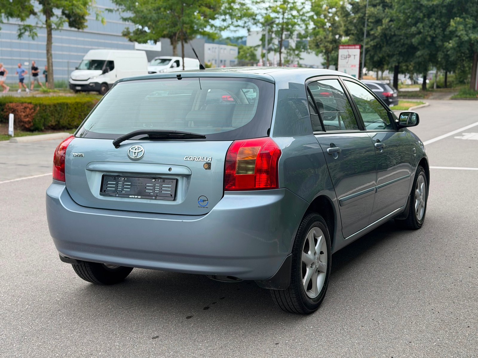 TOYOTA Corolla 1.6 Linea Sol, Petrol, Second hand / Used, Automatic - 5
