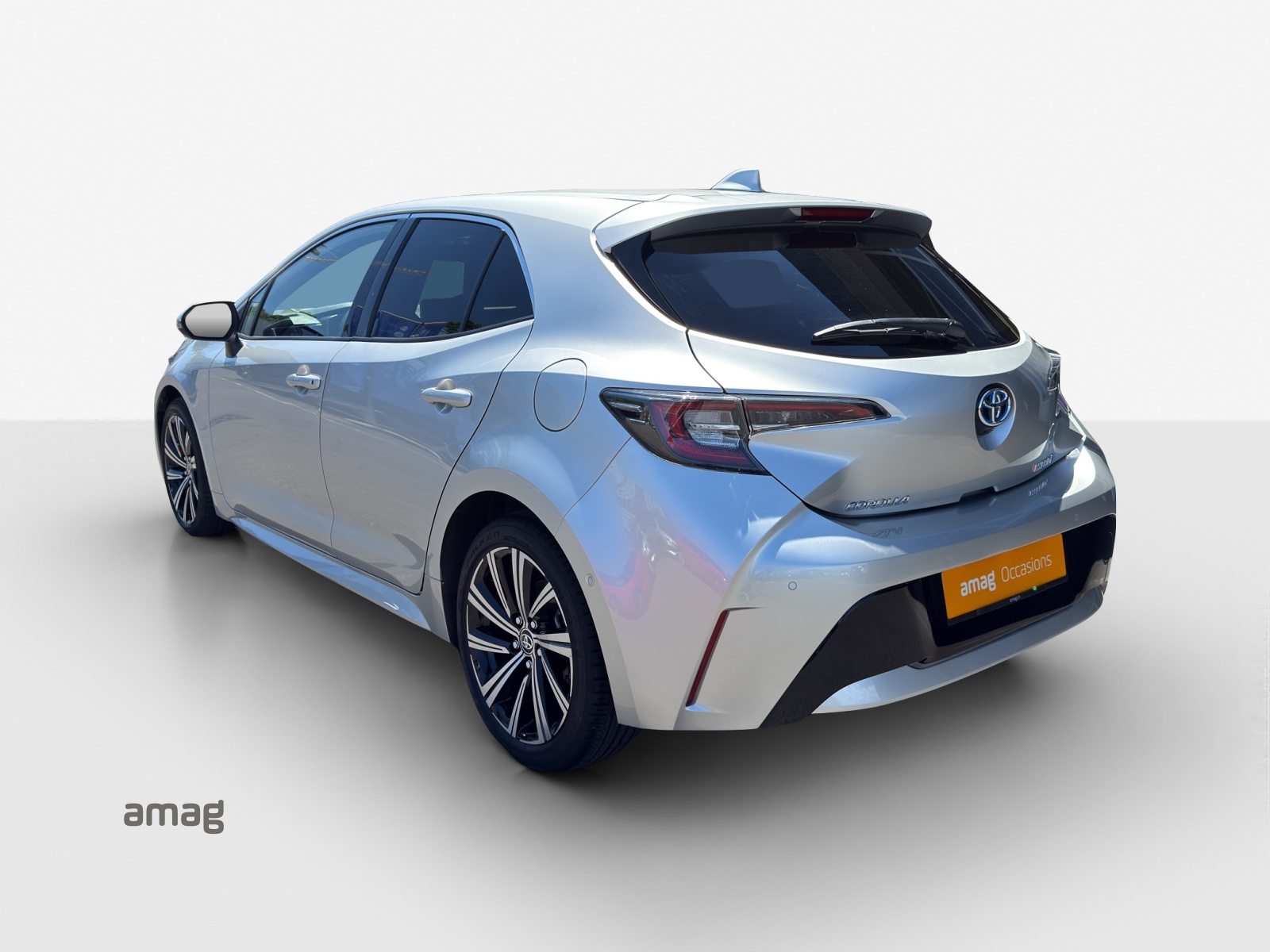 TOYOTA Corolla 1.8 HSD Trend, Petrol, Second hand / Used, Automatic - 3
