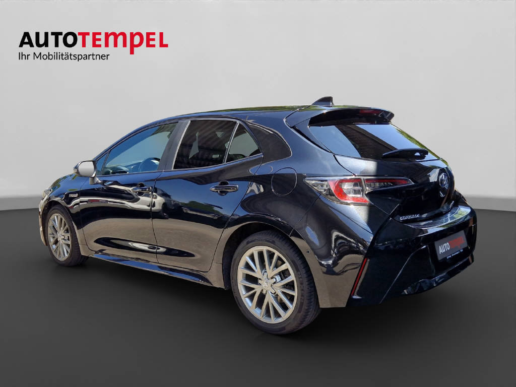 TOYOTA Corolla 1.8 HSD Trend, Full-Hybrid Petrol/Electric, Second hand / Used, Automatic - 3