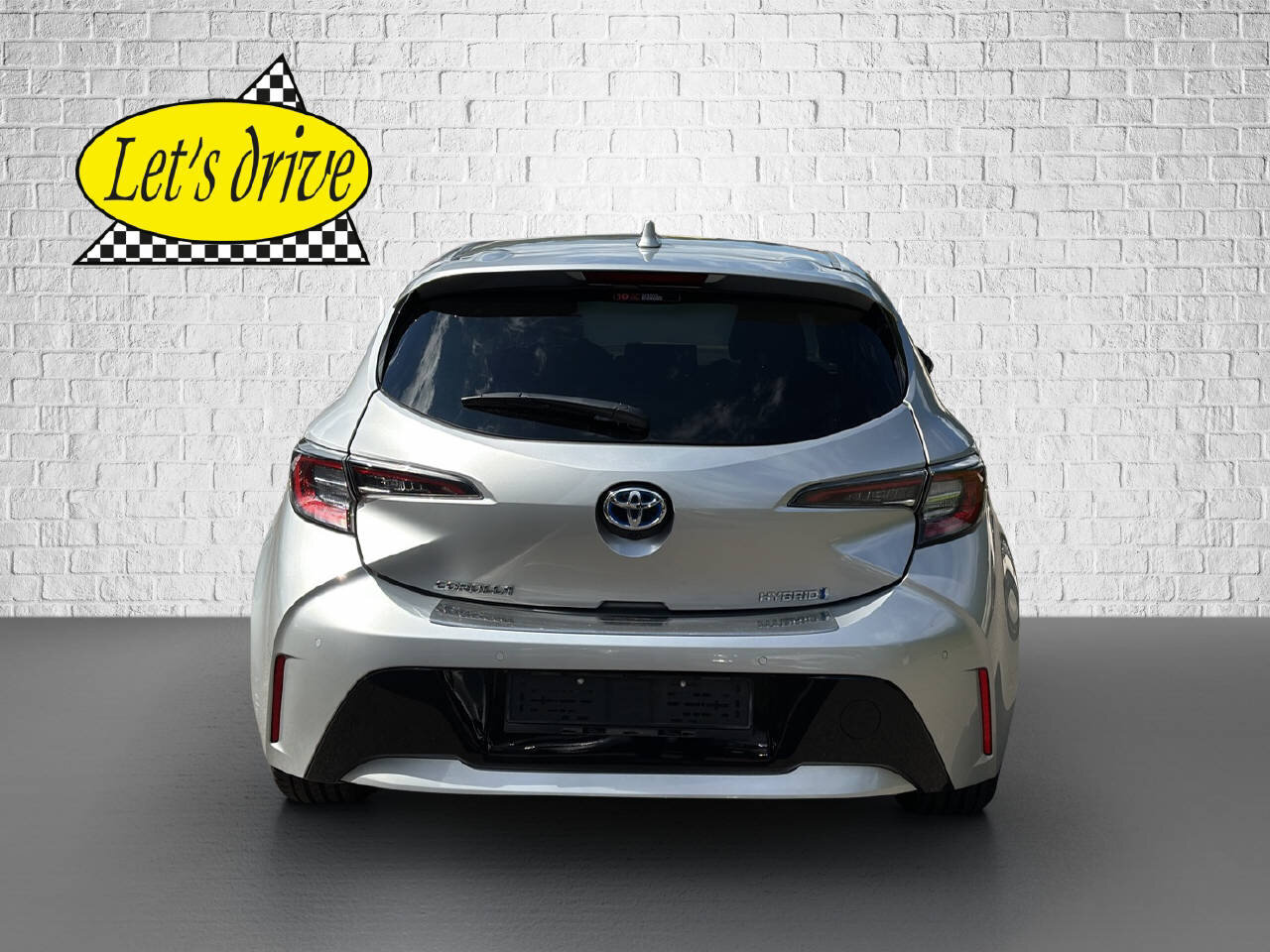 TOYOTA Corolla 1.8 HSD Trend, Full-Hybrid Petrol/Electric, Second hand / Used, Automatic - 5