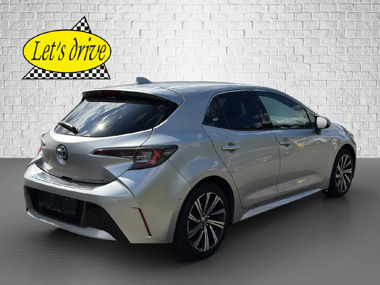 TOYOTA Corolla 1.8 HSD Trend, Full-Hybrid Petrol/Electric, Second hand / Used, Automatic - 6