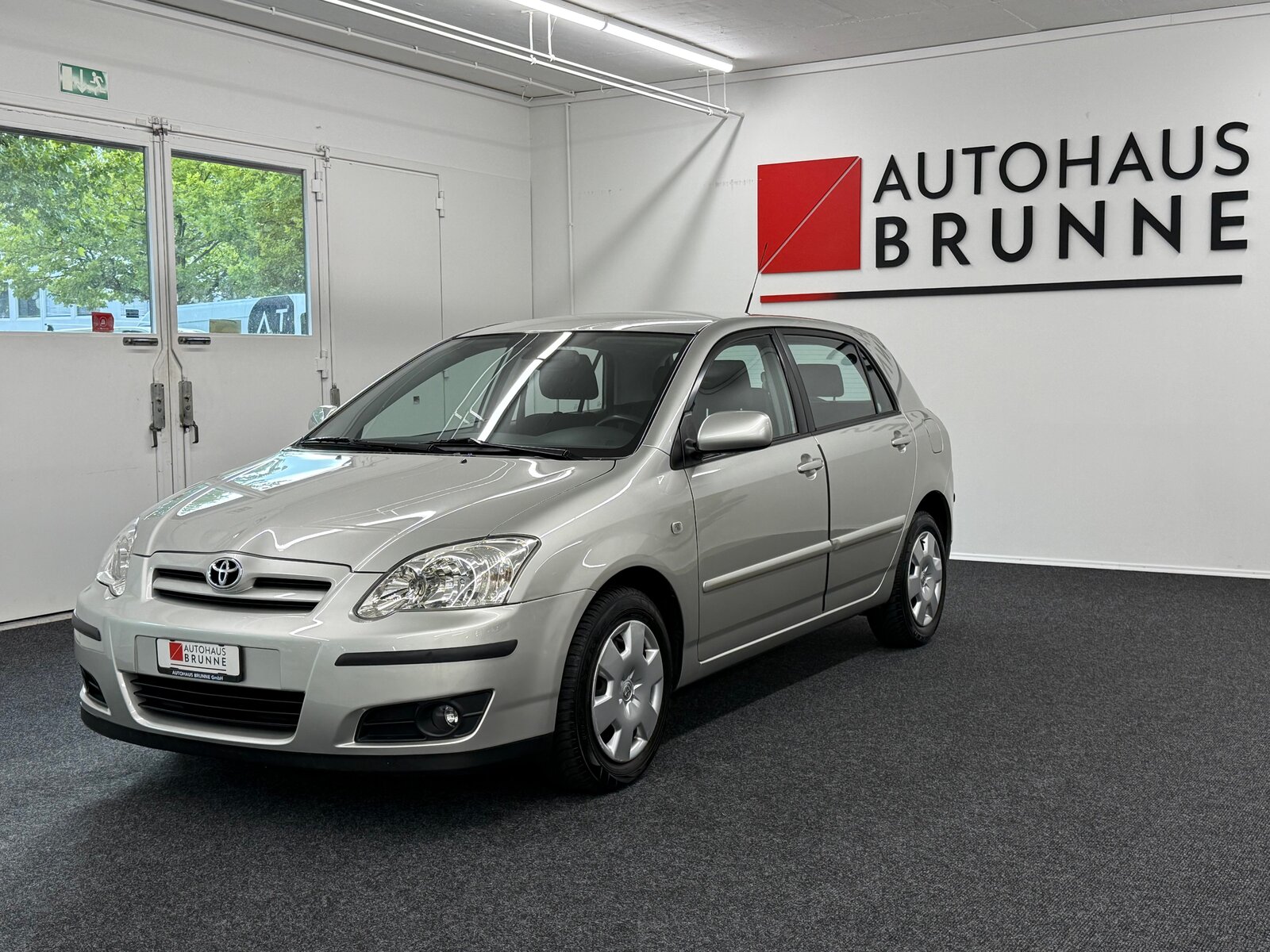 TOYOTA Corolla 1.6 Linea Sol