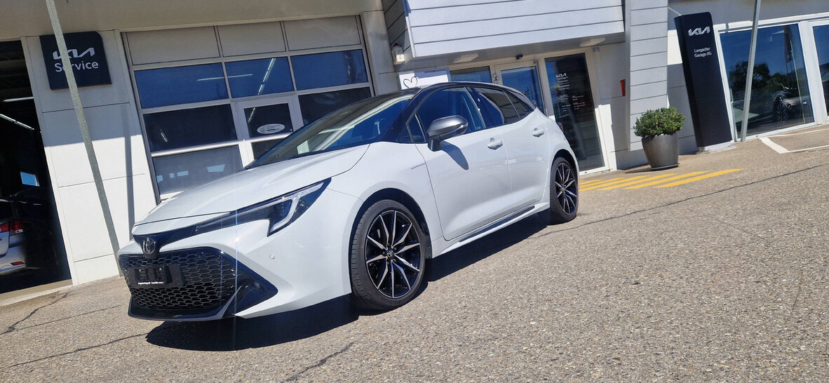 TOYOTA Corolla 2.0 HSD GR Sport