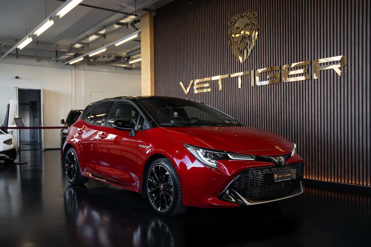 TOYOTA Corolla 2.0 HSD GR-S e-CVT