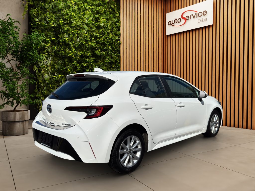 TOYOTA COROLLA 1.8 HSD Comfort, Voll-Hybrid Benzin/Elektro, Occasion / Gebraucht, Automatik - 6