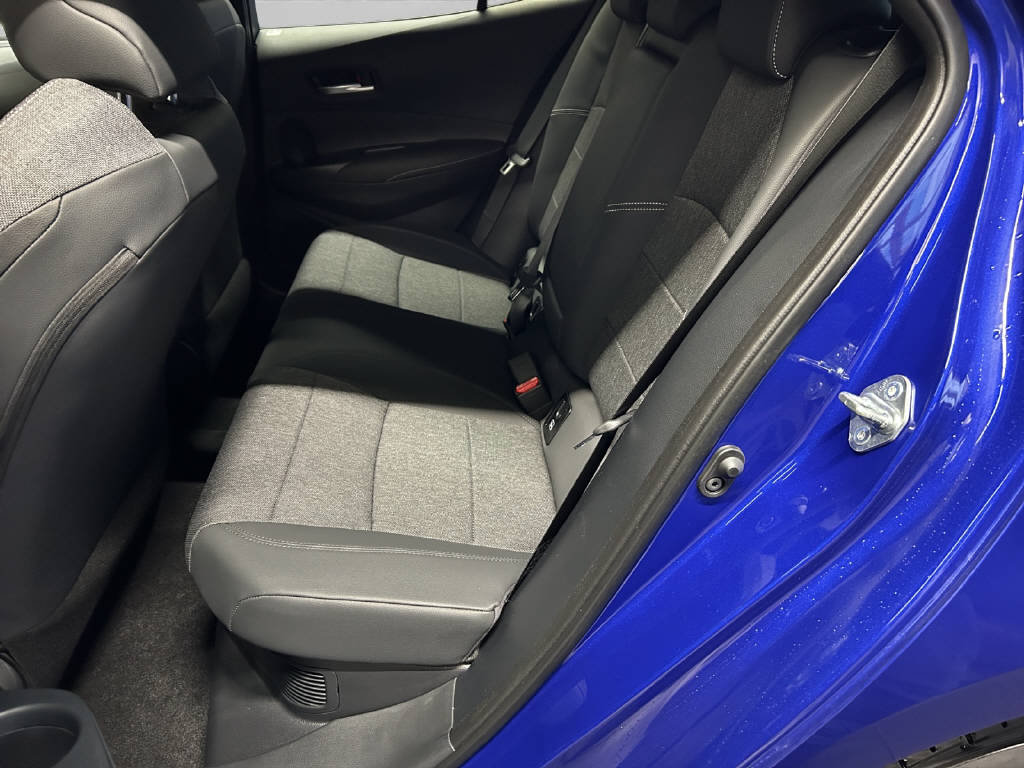 TOYOTA Corolla 2.0 HSD Trend 45954/049, Full-Hybrid Petrol/Electric, Ex-demonstrator, Automatic - 5