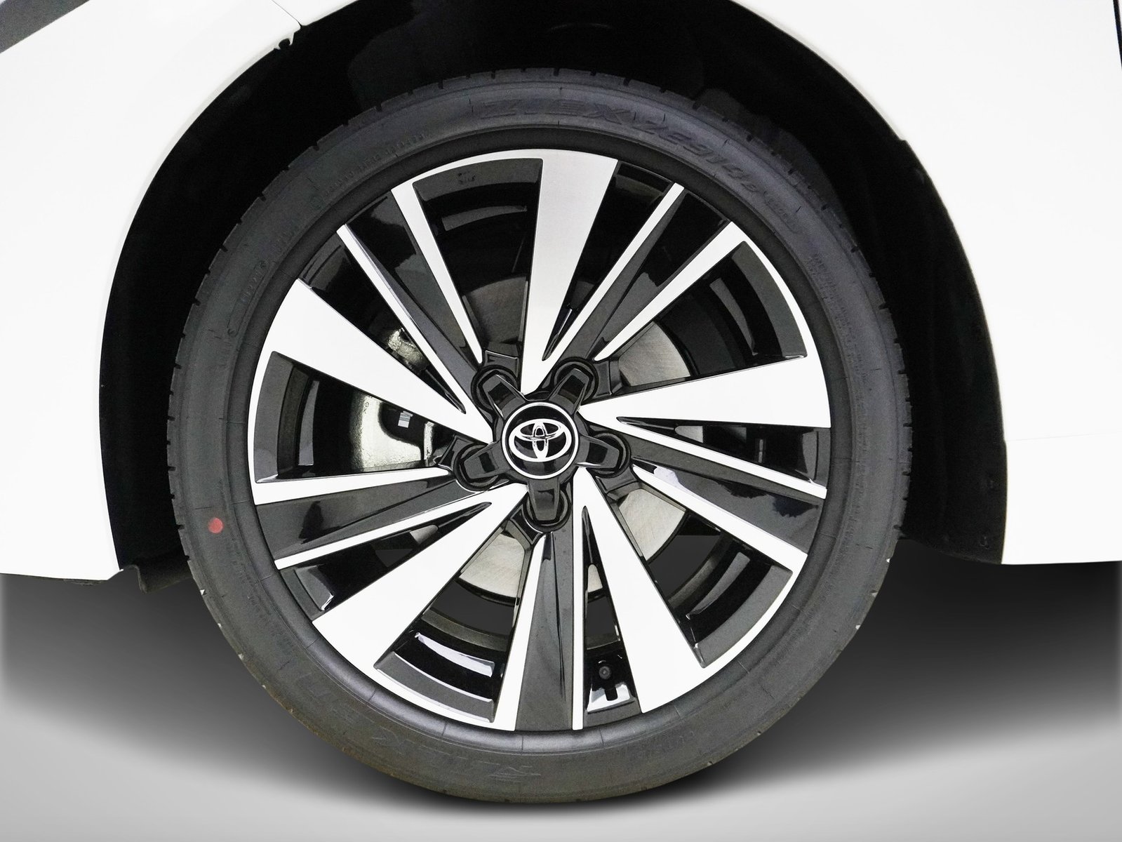 TOYOTA Corolla 2.0 HSD Trend ** Trend Plus **, Voll-Hybrid Benzin/Elektro, Vorführwagen, Automatik - 6