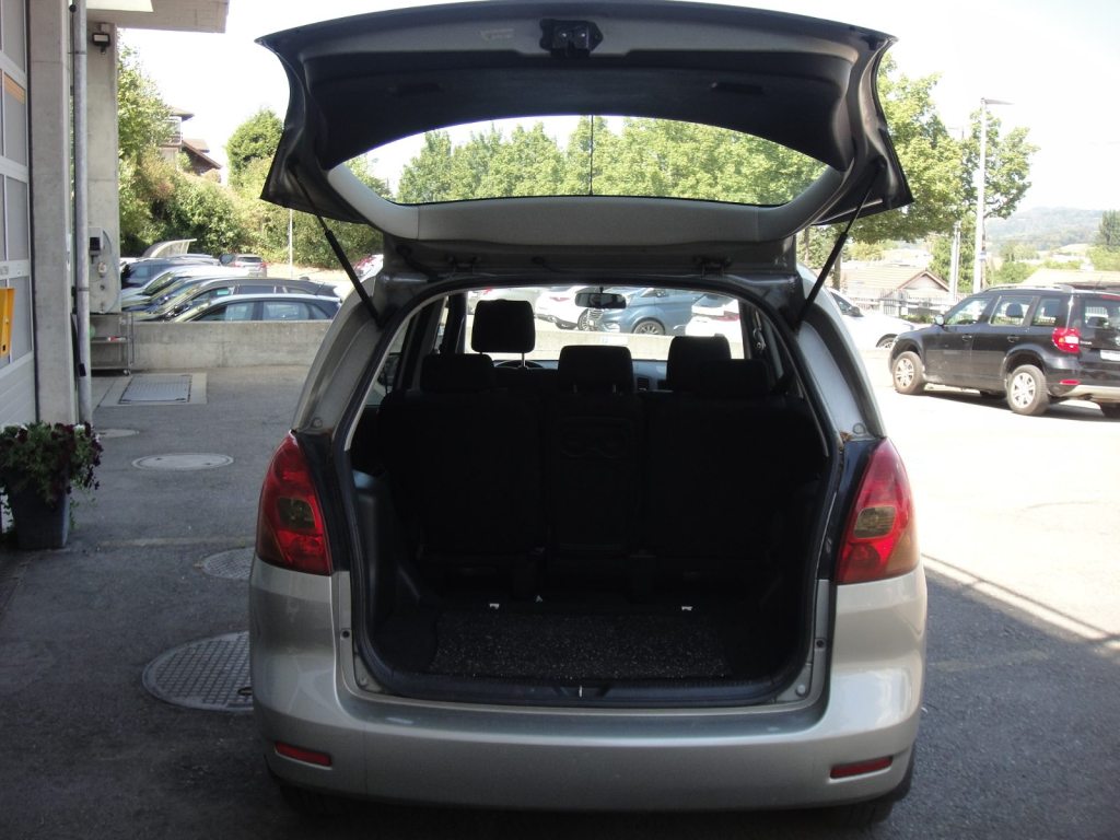 TOYOTA COROLLA VERSO 1.8 VVT-i Linea Sol, Benzin, Occasion / Gebraucht, Automatik - 5