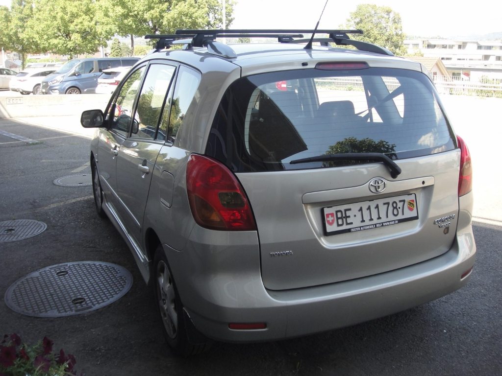 TOYOTA COROLLA VERSO 1.8 VVT-i Linea Sol, Benzin, Occasion / Gebraucht, Automatik - 3