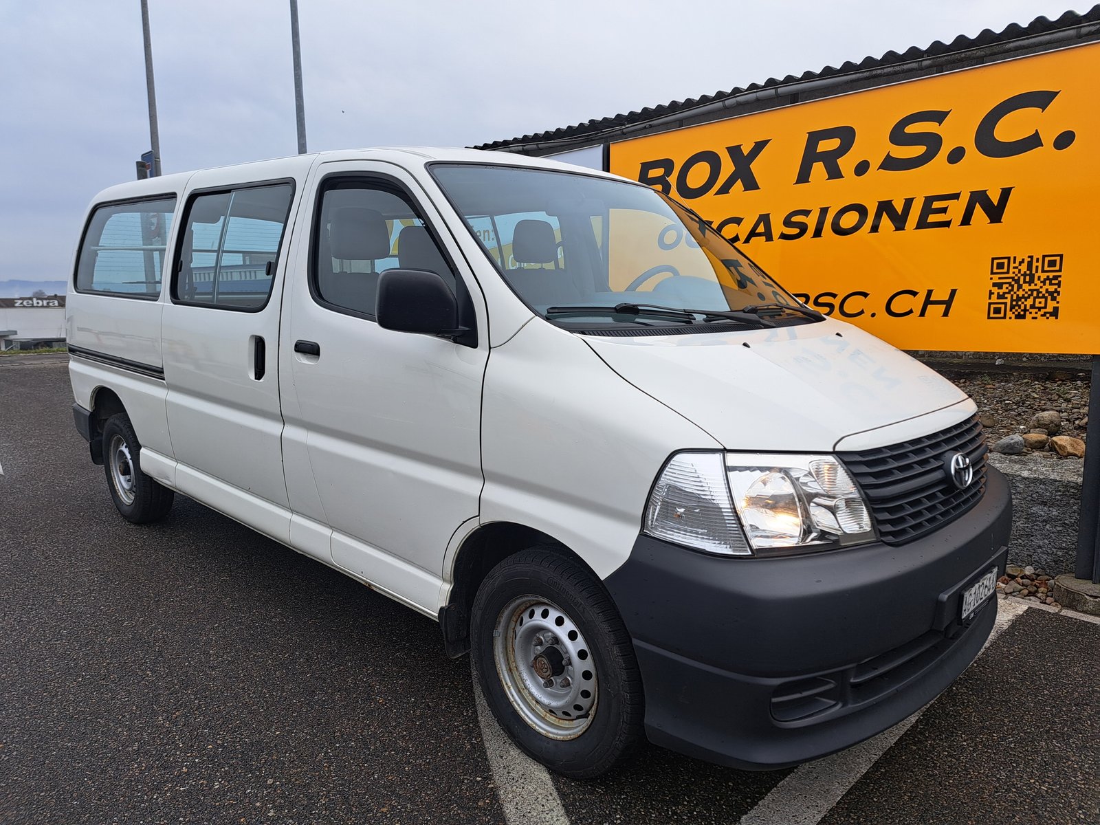 TOYOTA Hiace D-4D Kombi LWB