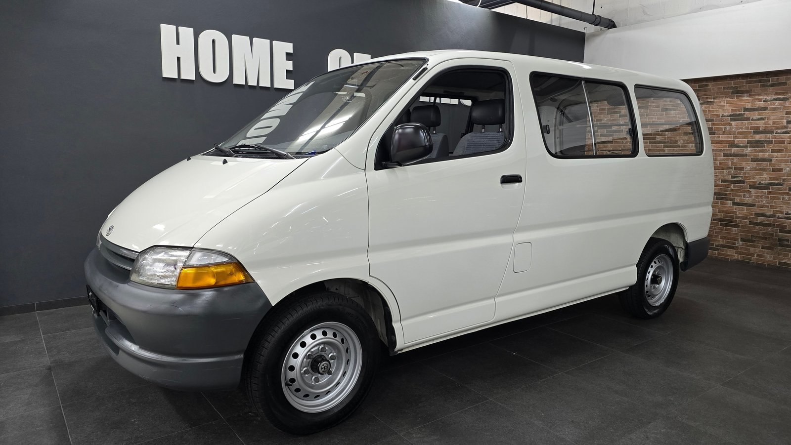 TOYOTA Hiace 2.4 Kombi RCH12, Essence, Occasion / Utilisé, Manuelle - 4