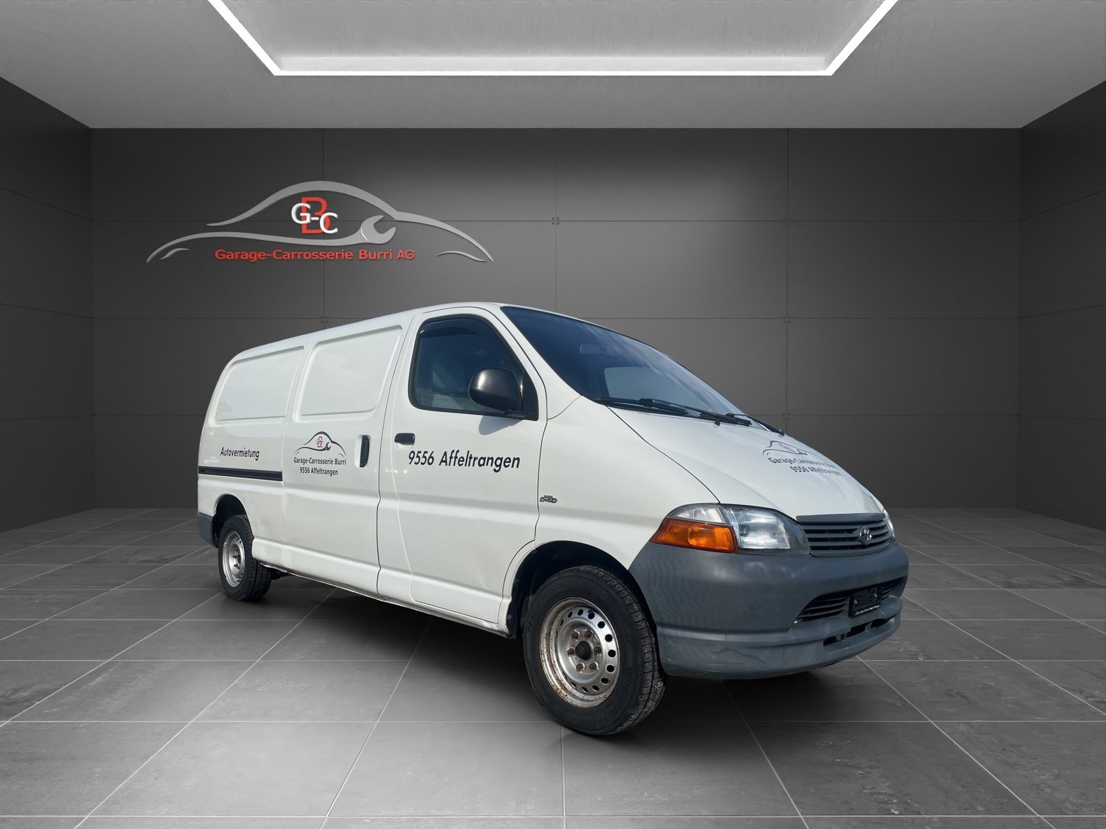 TOYOTA Hiace D-4D LWB Kombi, Diesel, Occasioni / Usate, Manuale - 3