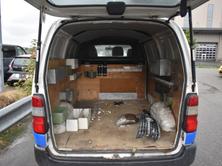 TOYOTA 2.5 D-4D 4x4 3 P. CS, Diesel, Occasion / Utilisé, Manuelle - 5