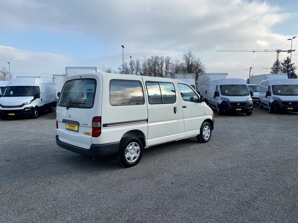 TOYOTA HI-ACE D-4D 9 Plätze, Diesel, Occasioni / Usate, Manuale - 7