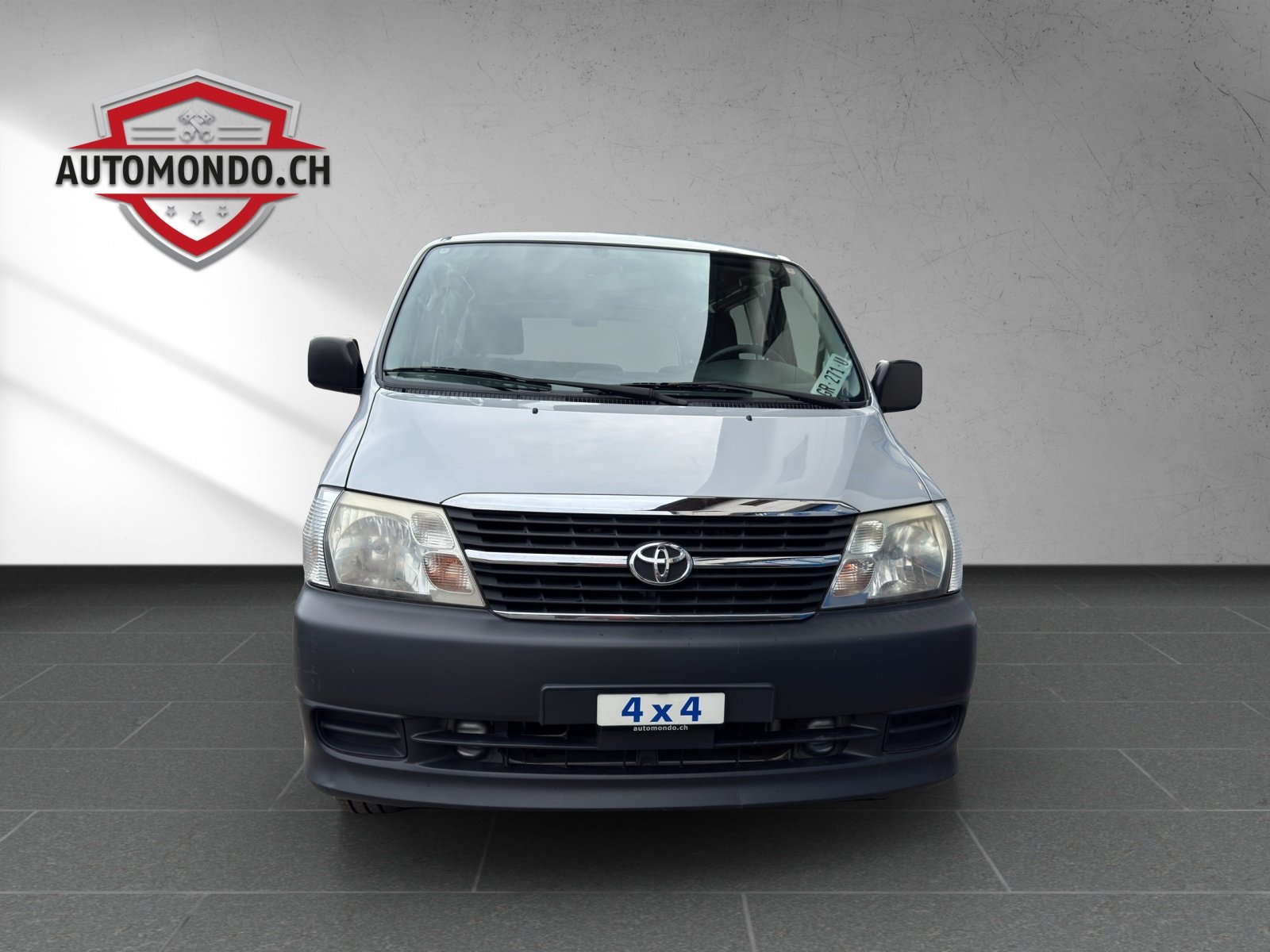 TOYOTA Hiace D-4D Van 4WD SWB, Diesel, Occasion / Gebraucht, Handschaltung - 3