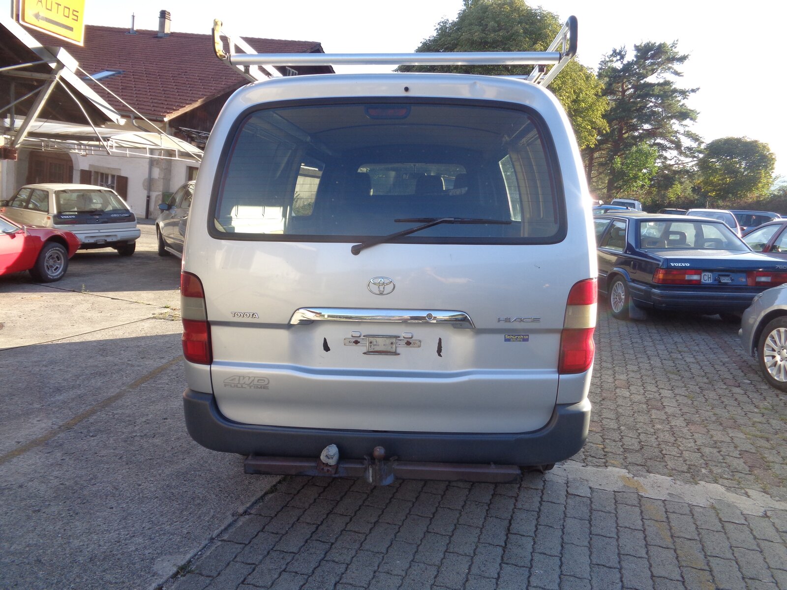 TOYOTA Hiace D-4D Van 4WD LWB, Diesel, Second hand / Used, Manual - 7
