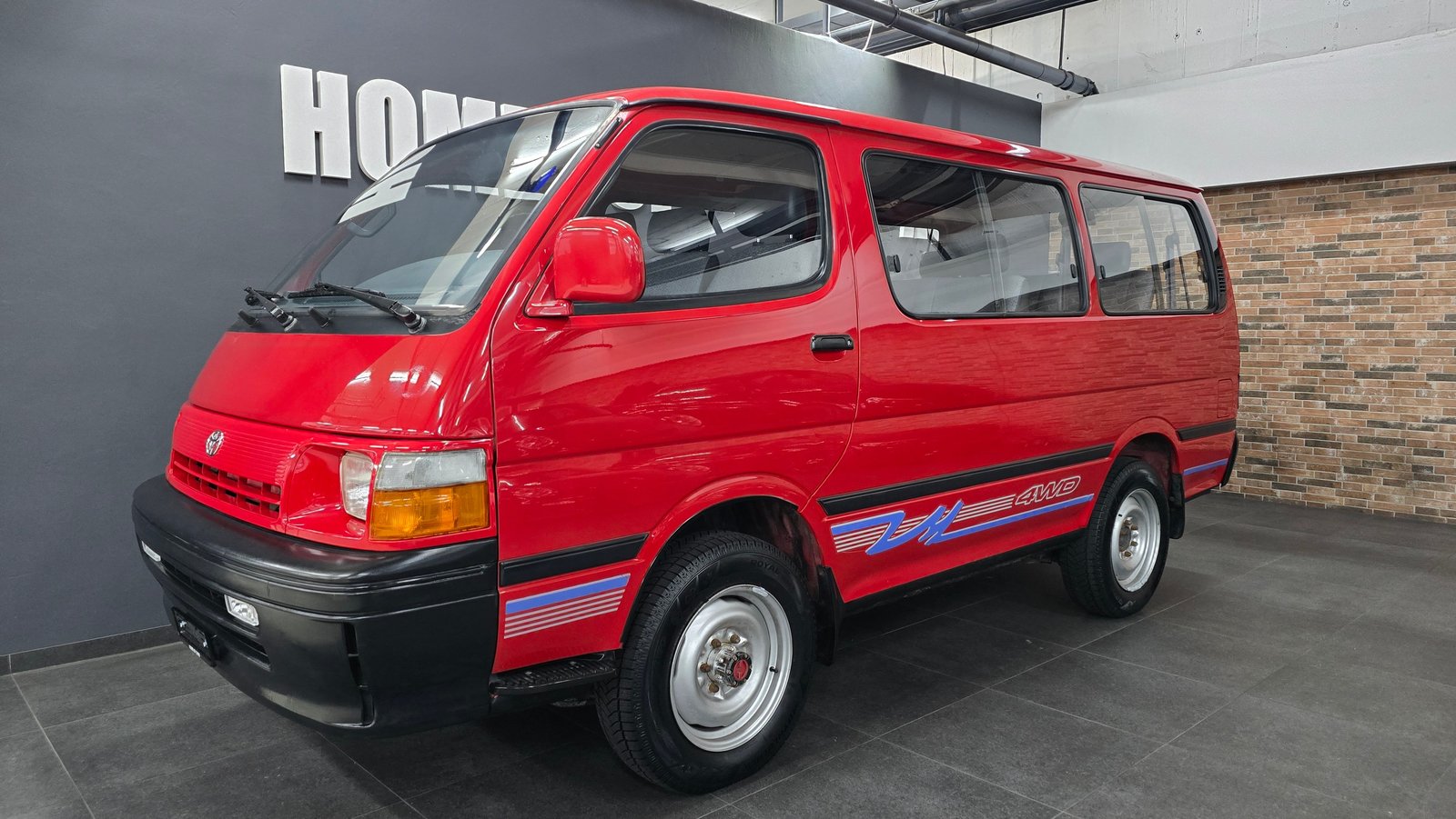 TOYOTA Hiace 2.4 4x4 Saloon Jub., Benzin, Occasion / Gebraucht, Handschaltung - 3