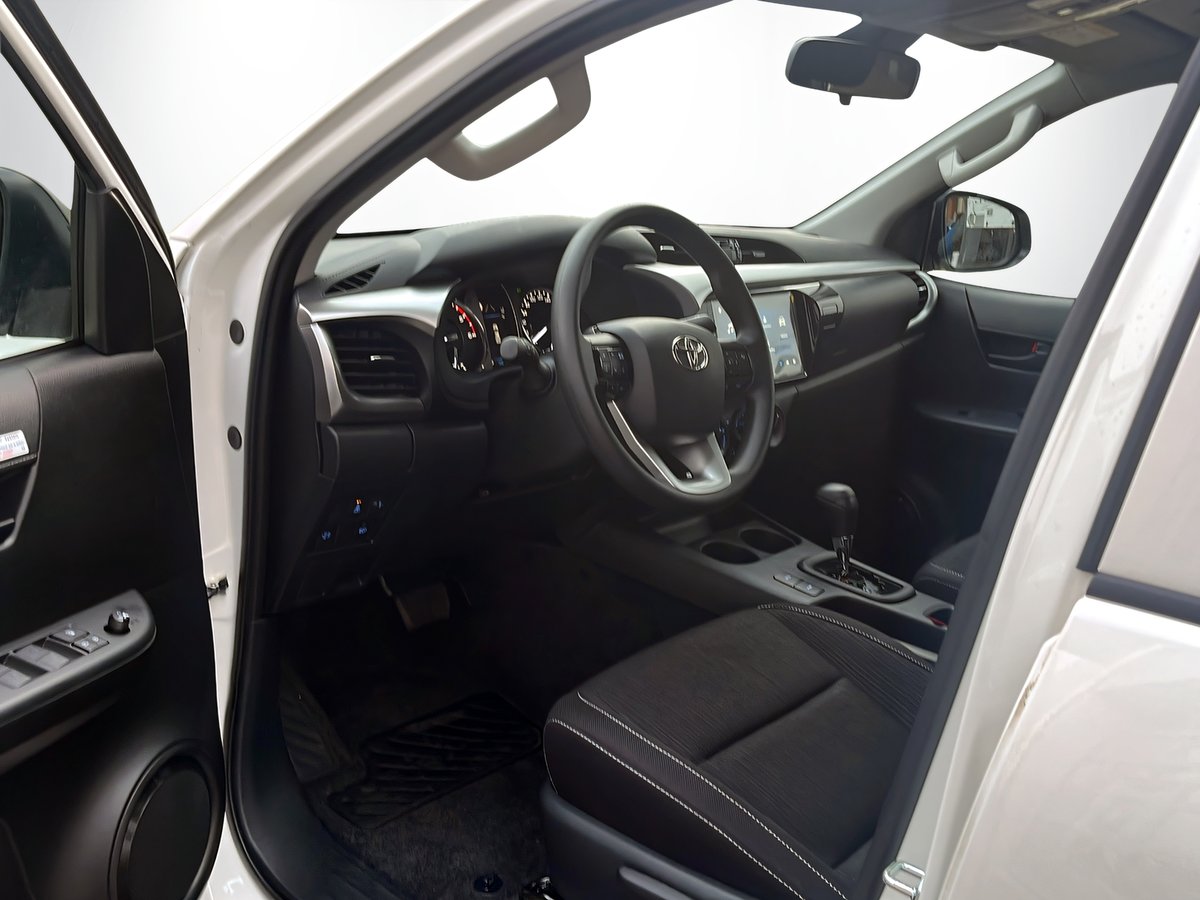 TOYOTA Hilux Double Cab.-Chassis 2.4 D-4D 150 Comfort, Diesel, Auto nuove, Automatico - 7